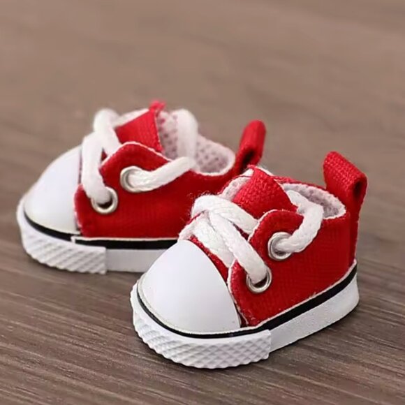 Other - Labubu - Red Converse-style Sneakers